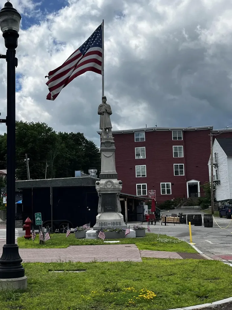 391 Us Route 2 Route W Wilton ME 04294