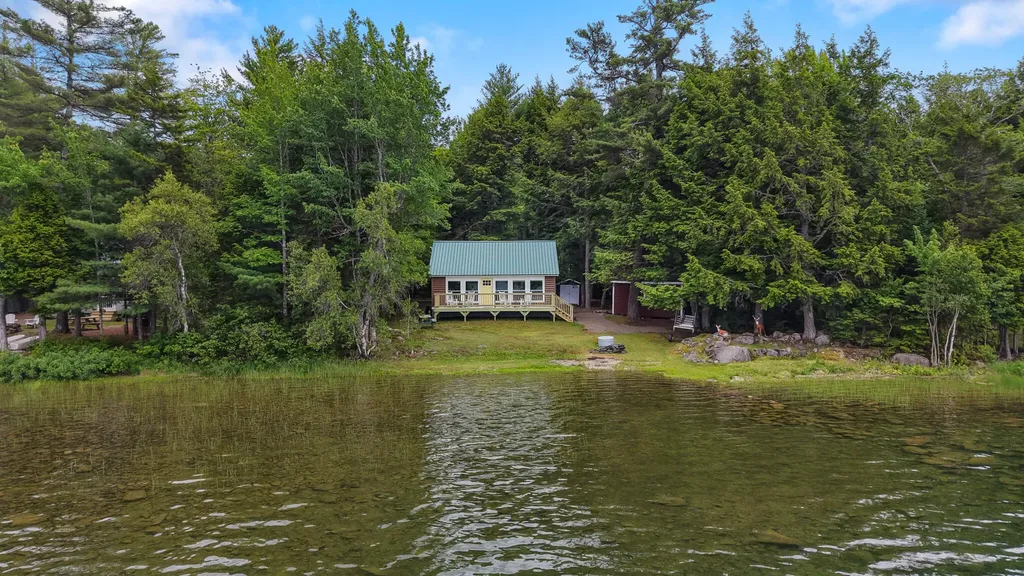 3 S Shore Road Topsfield ME 04490