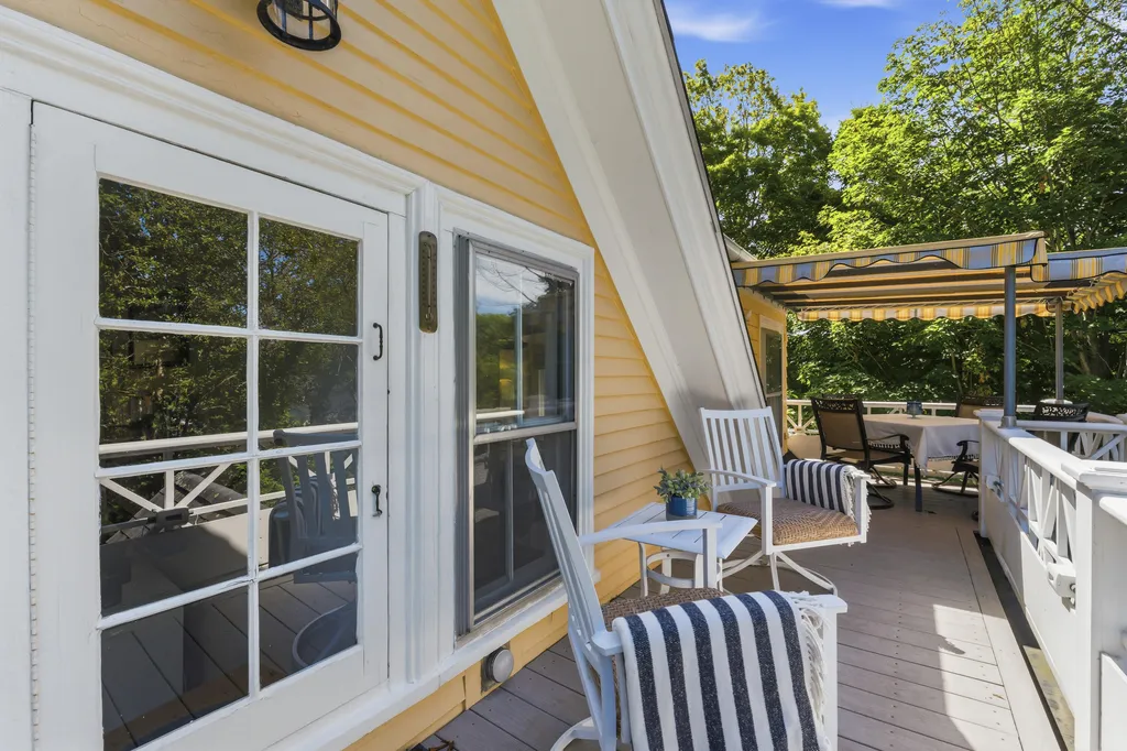 5 Harmon Park Road York ME 03909