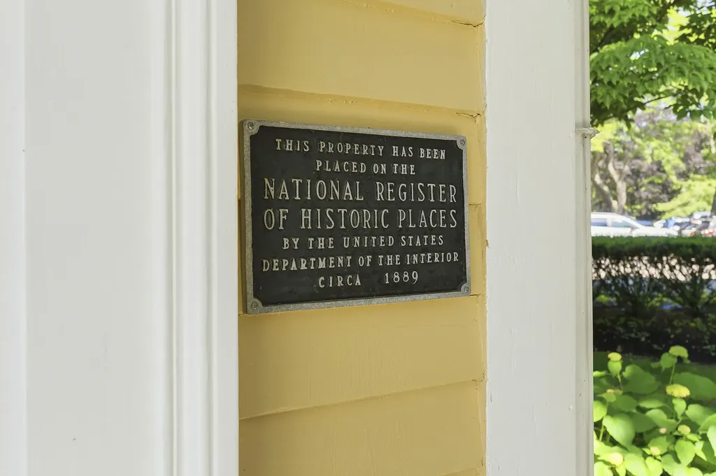 5 Harmon Park Road York ME 03909