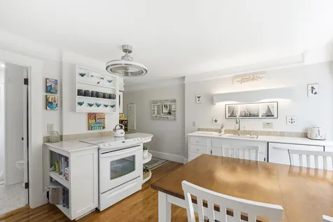 5 Harmon Park Road York ME 03909