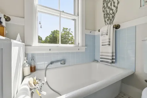 5 Harmon Park Road York ME 03909