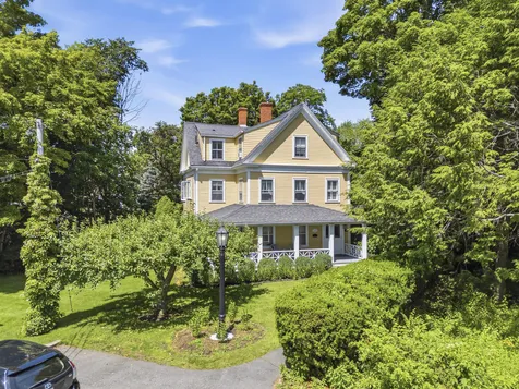 5 Harmon Park Road York ME 03909