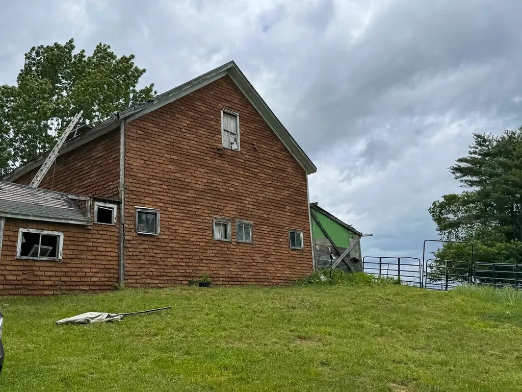 122 Old Dover Road Dexter ME 04930
