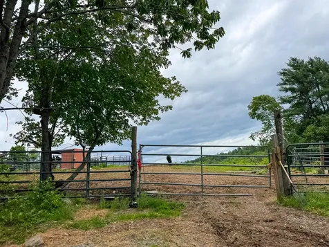 122 Old Dover Road Dexter ME 04930