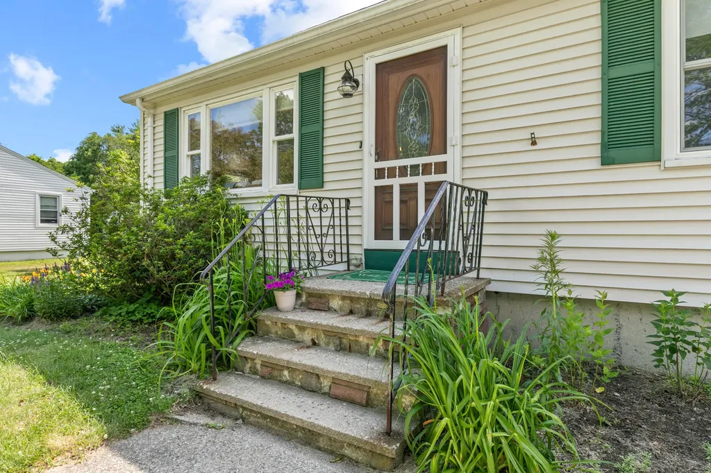 132 Austin Street Westbrook ME 04092
