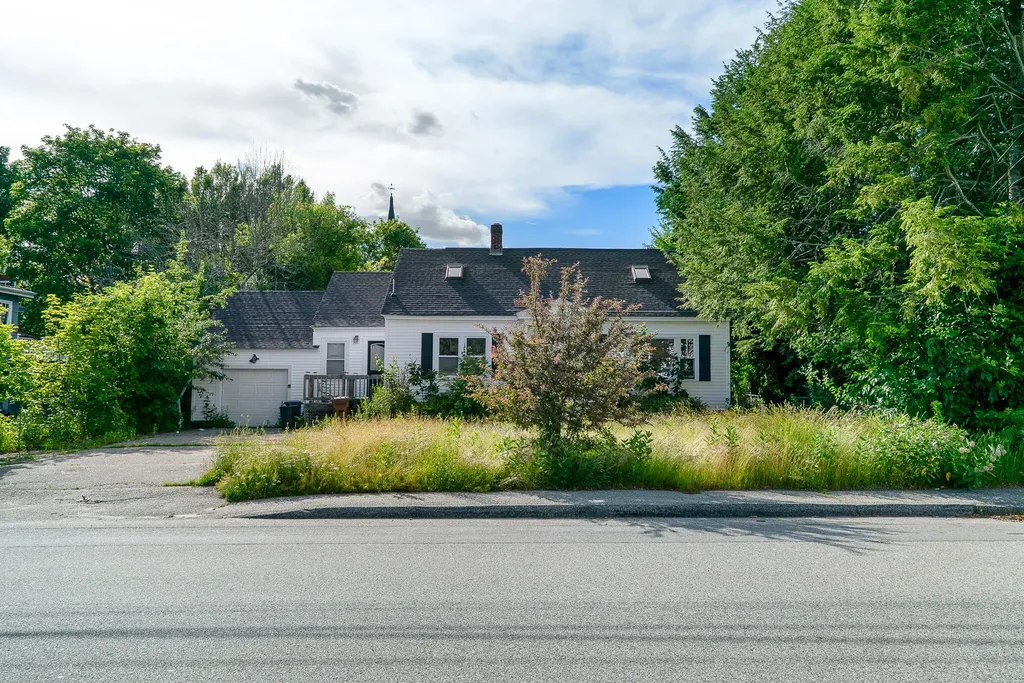 80 Middle Street Saco ME 04072