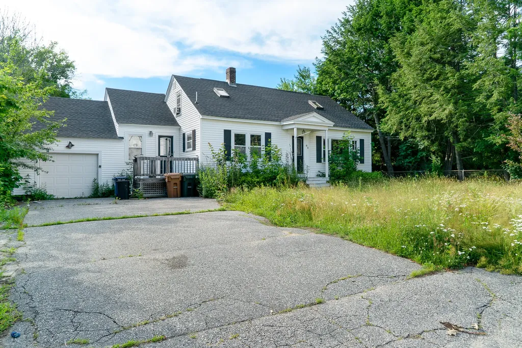 80 Middle Street Saco ME 04072