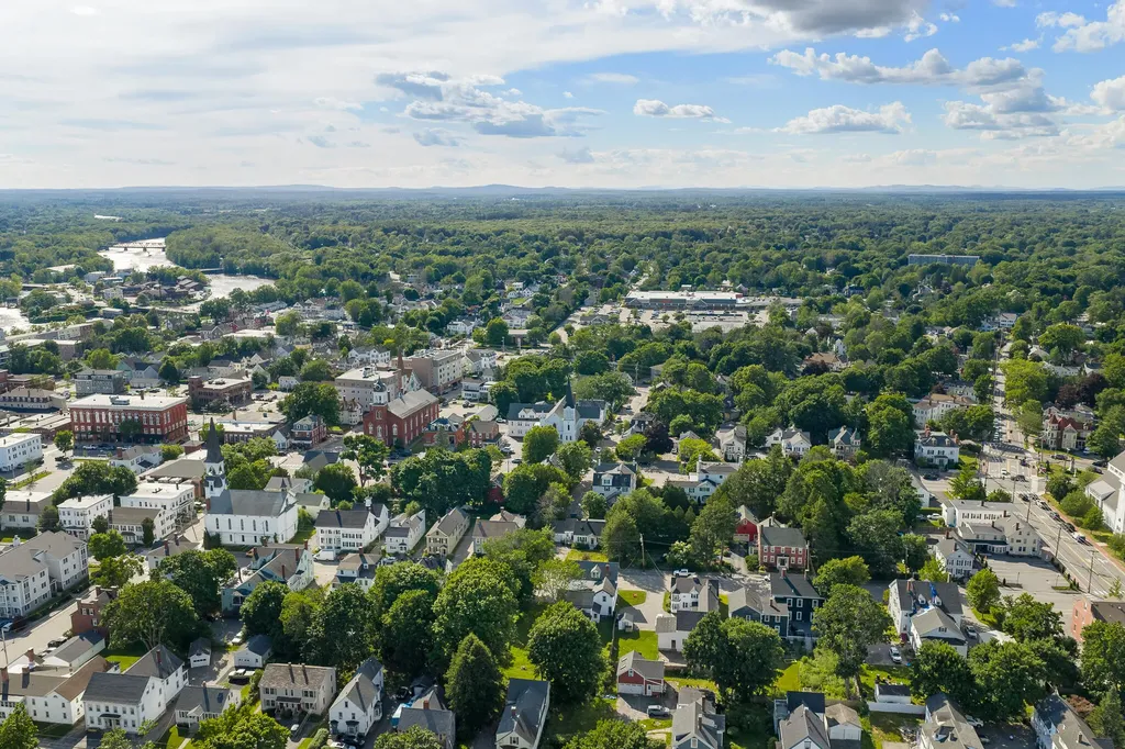 80 Middle Street Saco ME 04072
