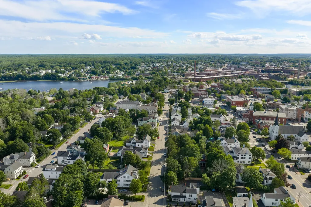 80 Middle Street Saco ME 04072