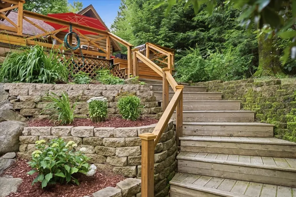66 Rowe Hill Road Woodstock ME 04219