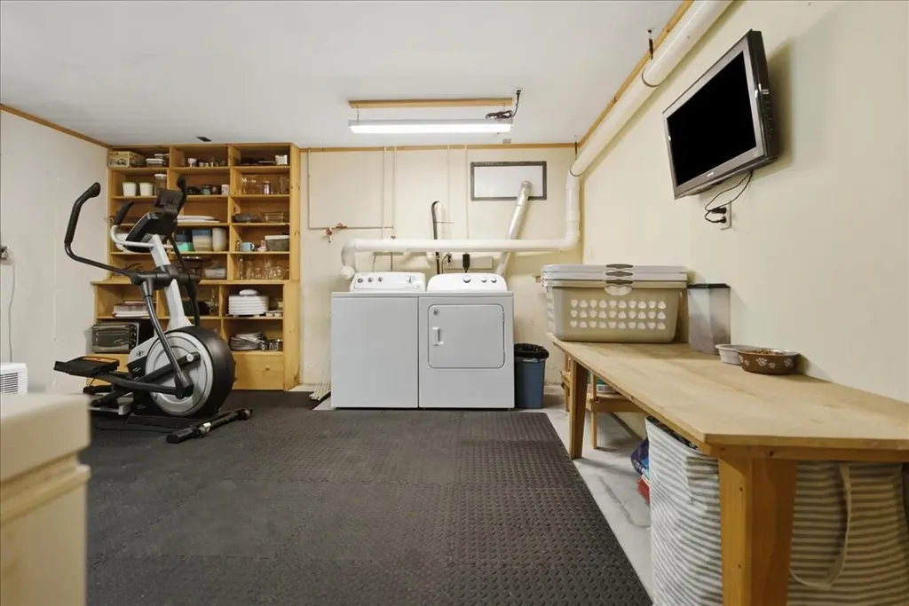 66 Rowe Hill Road Woodstock ME 04219