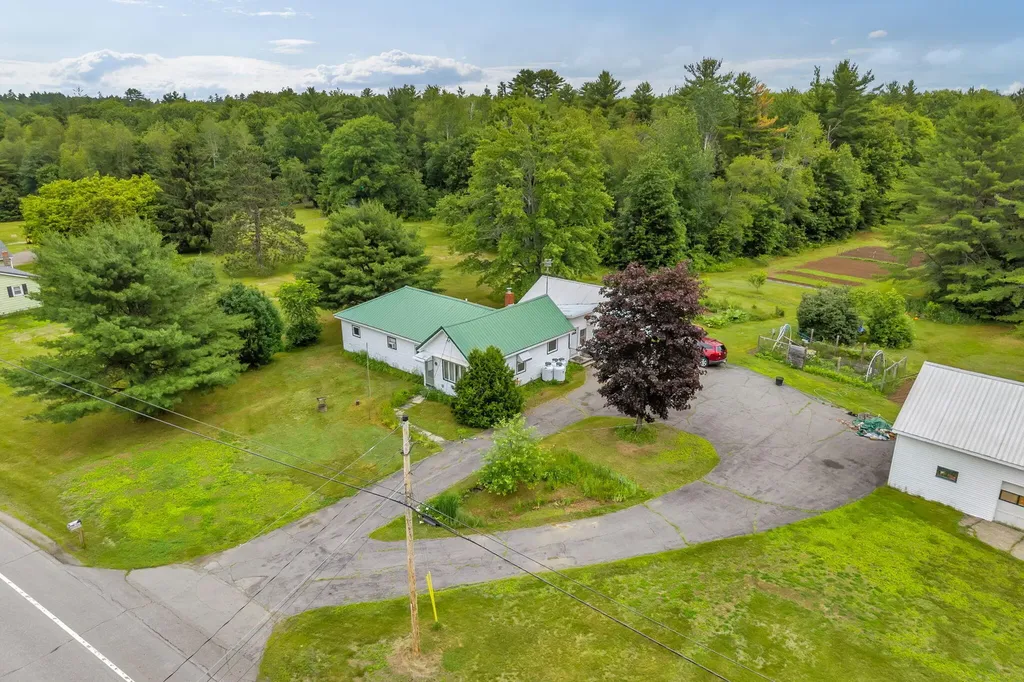 485 Main Road Passadumkeag ME 04475