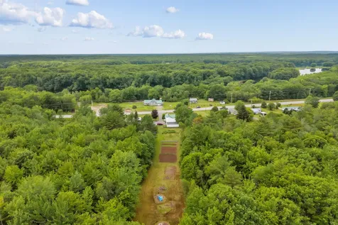 485 Main Road Passadumkeag ME 04475