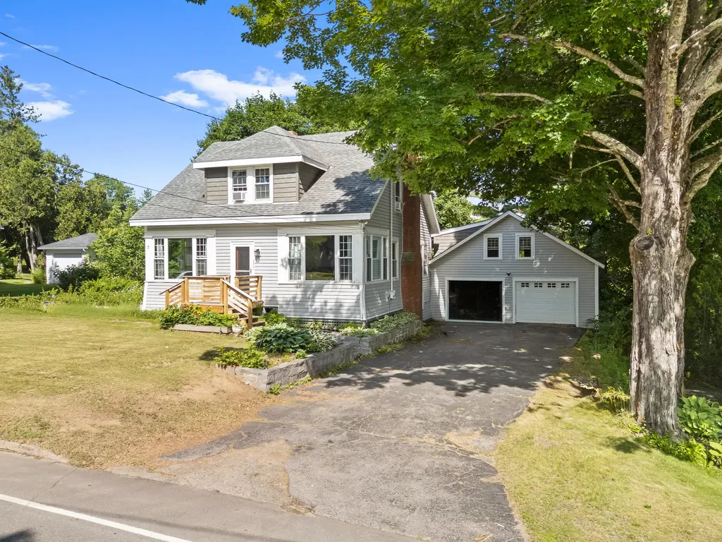 137 Depot Street Union ME 04862
