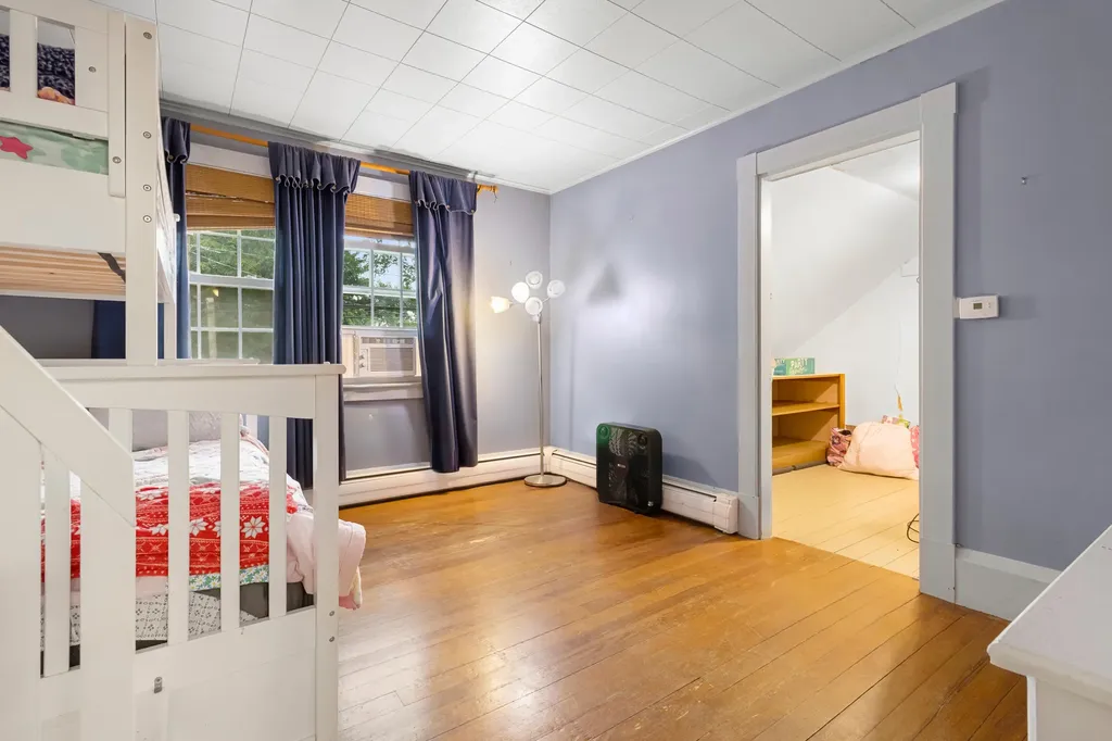 137 Depot Street Union ME 04862