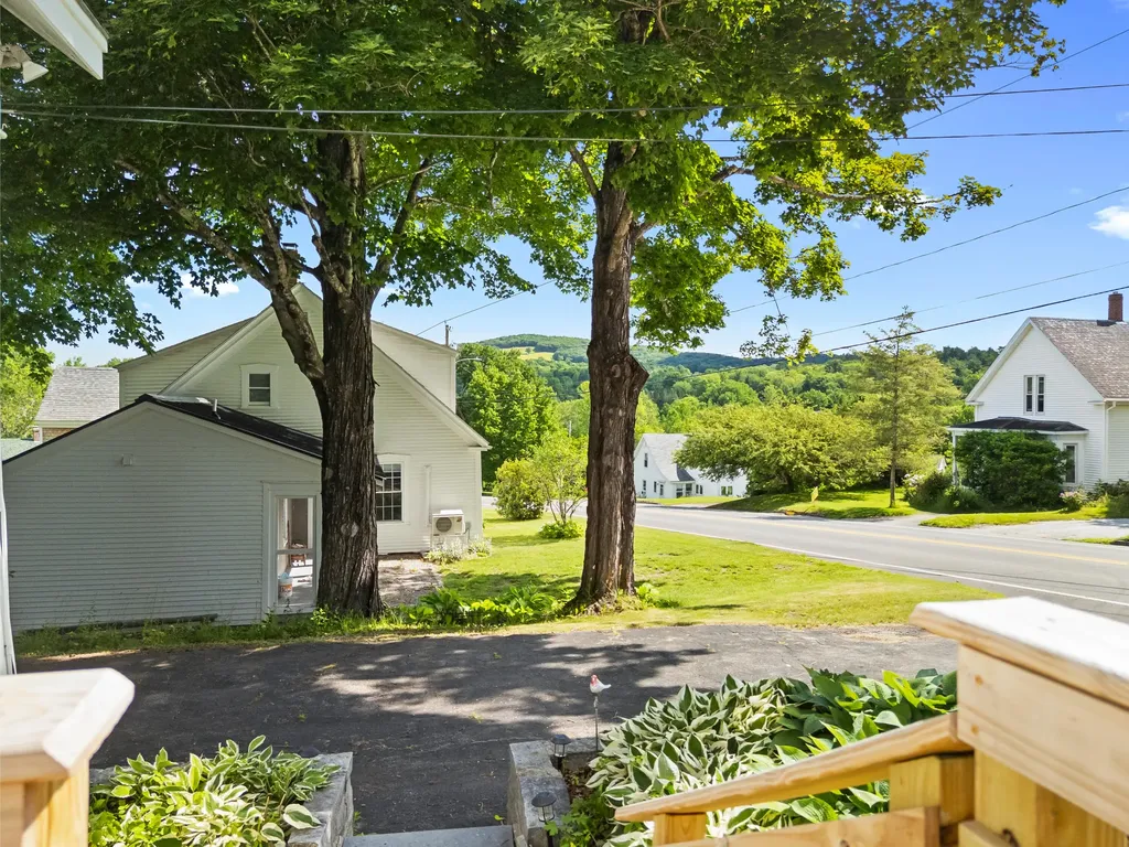 137 Depot Street Union ME 04862