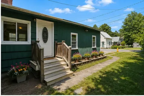 15 Wadleigh Street Parsonsfield ME 04047