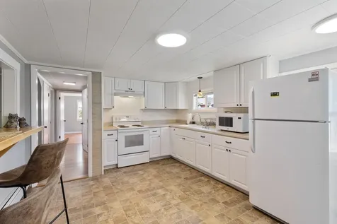 15 Wadleigh Street Parsonsfield ME 04047