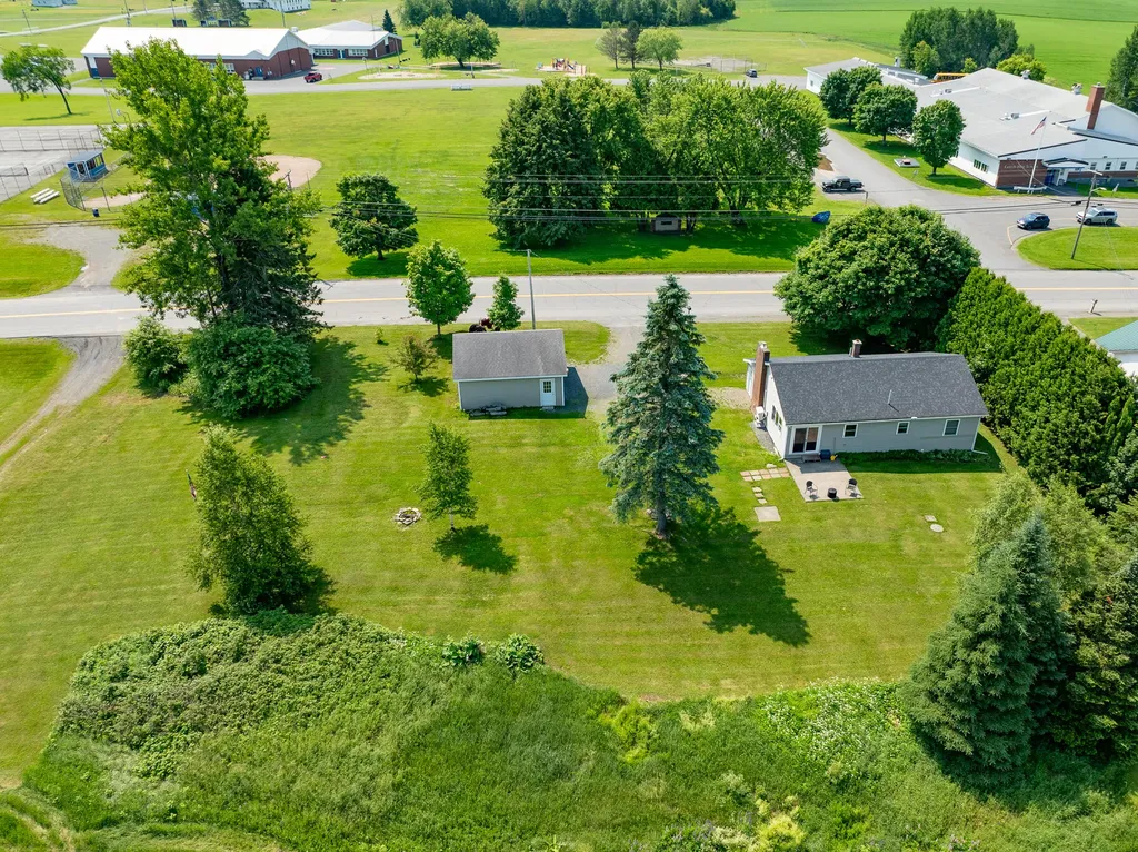 180 Center Road Easton ME 04740