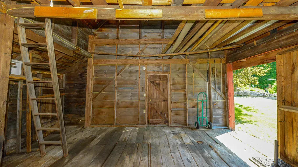 19 Ledge Hill Road Sweden ME 04040