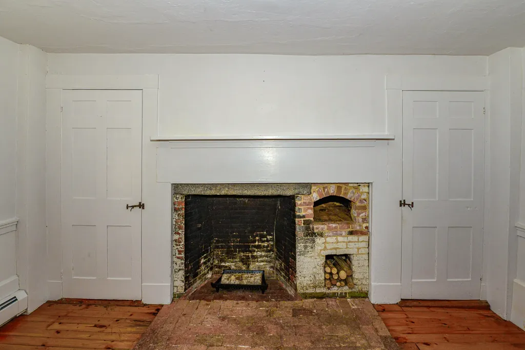 19 Ledge Hill Road Sweden ME 04040