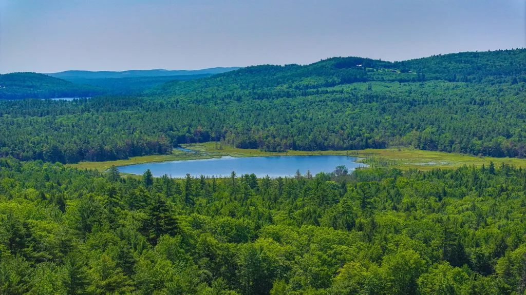 19 Ledge Hill Road Sweden ME 04040