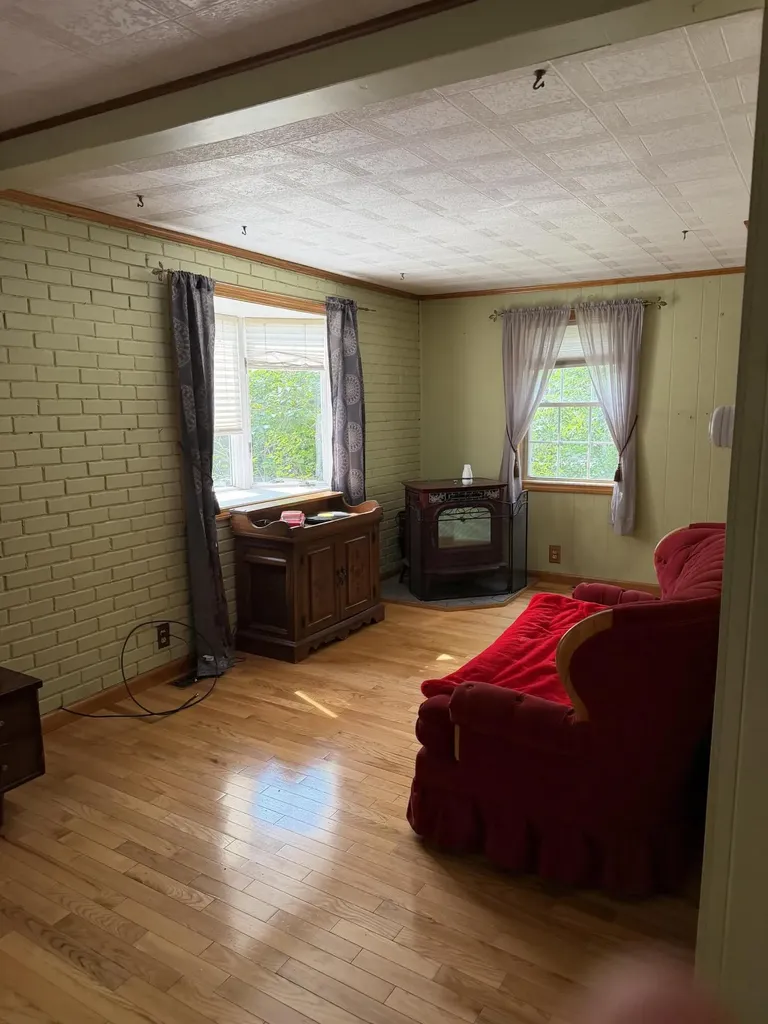 27 Delmont Street Presque Isle ME 04769