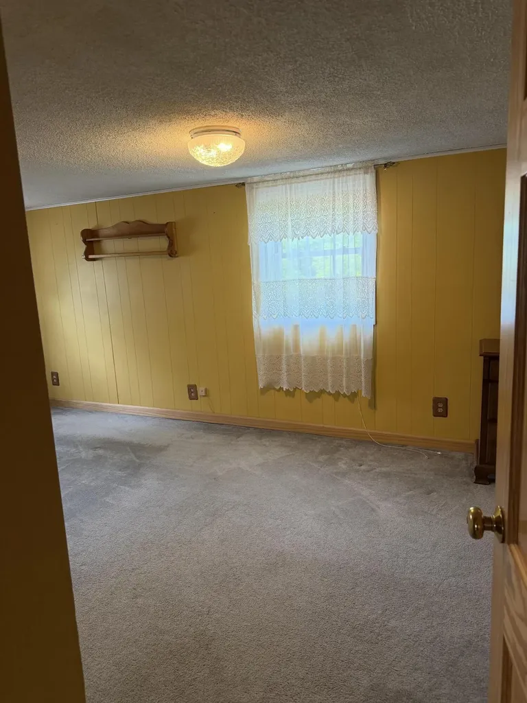 27 Delmont Street Presque Isle ME 04769