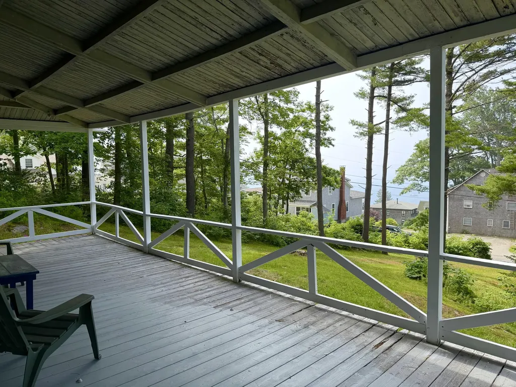 4 Roberts Circle Boothbay Harbor ME 04538