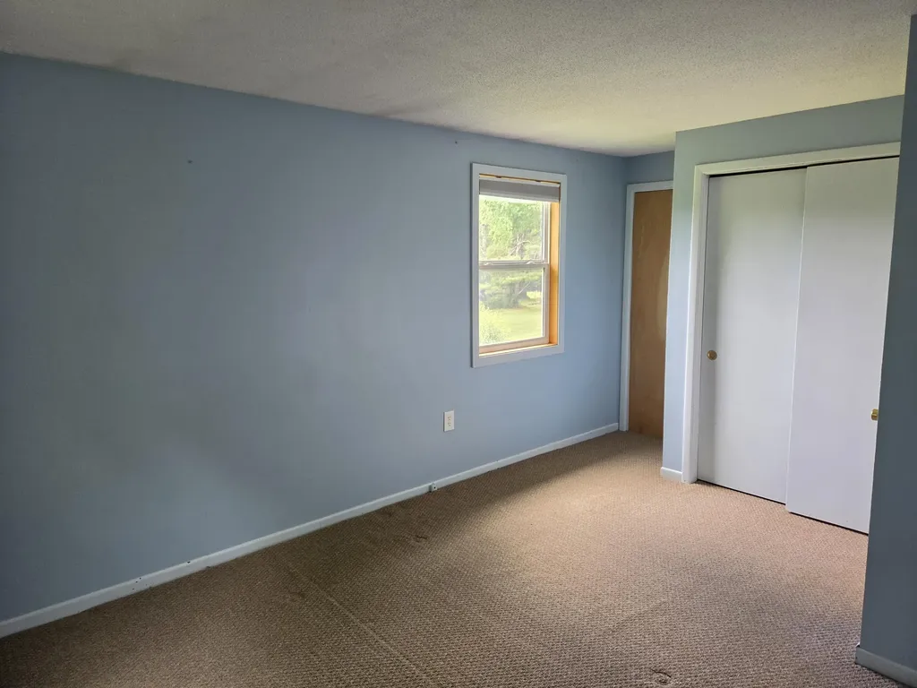 565 Old Lewiston Road Winthrop ME 04364