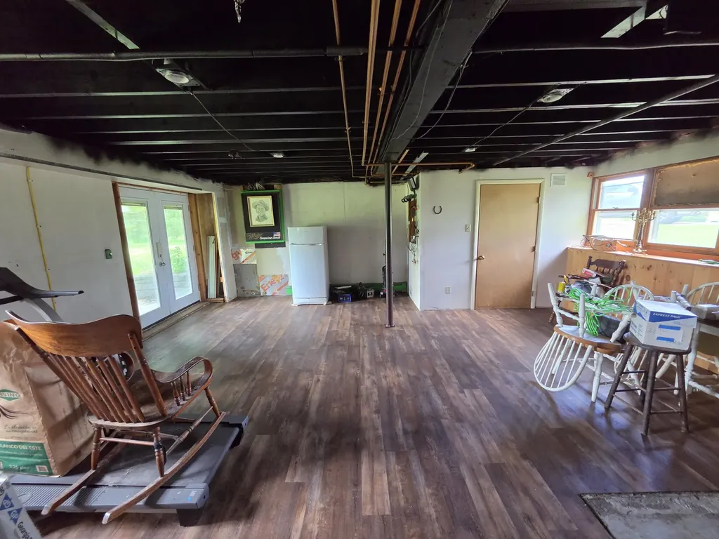 565 Old Lewiston Road Winthrop ME 04364