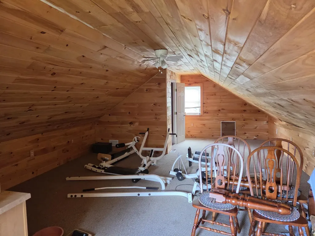 565 Old Lewiston Road Winthrop ME 04364