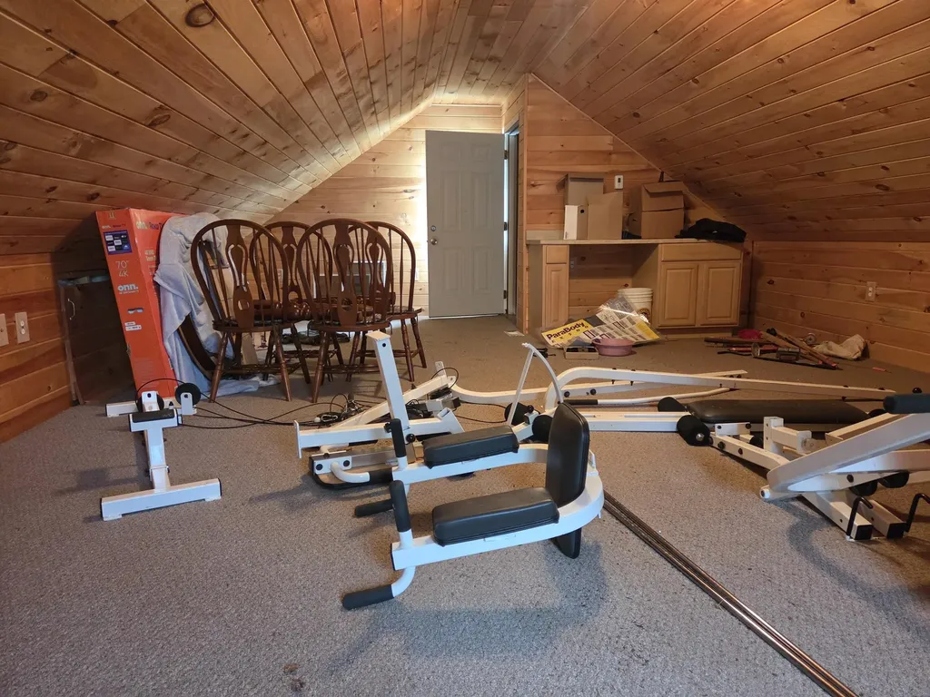565 Old Lewiston Road Winthrop ME 04364