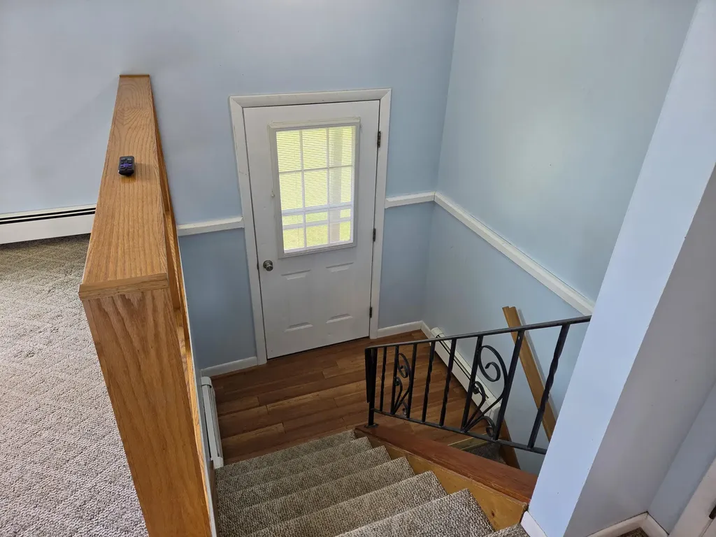 565 Old Lewiston Road Winthrop ME 04364