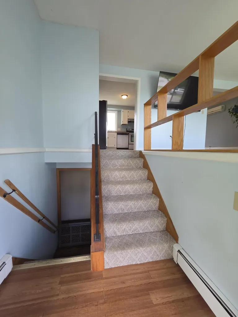 565 Old Lewiston Road Winthrop ME 04364