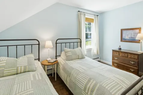 25 Moes Way Wales ME 04280