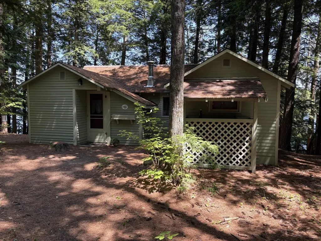 28 Chickadee Lane Livermore ME 04253