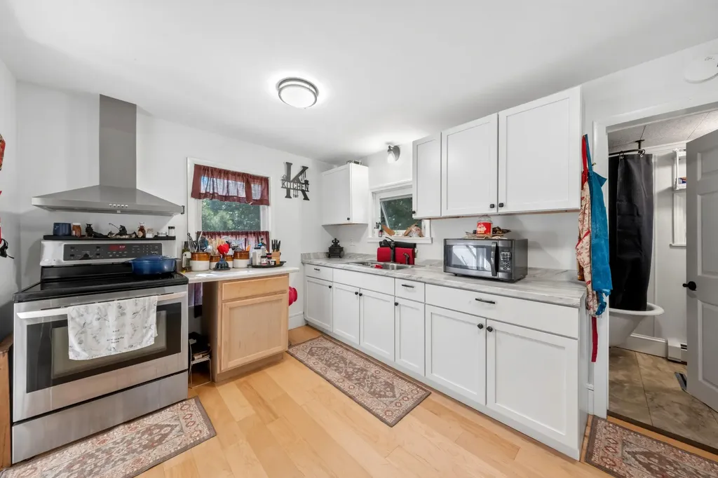 84 Grace Street Rockland ME 04841