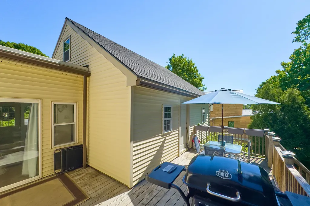 84 Grace Street Rockland ME 04841