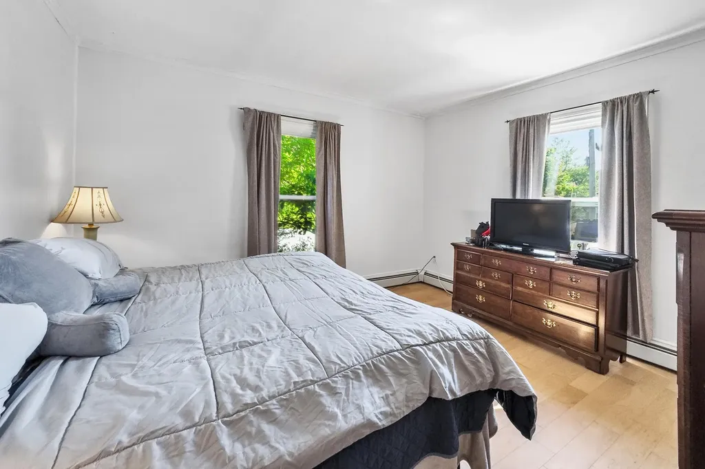 84 Grace Street Rockland ME 04841