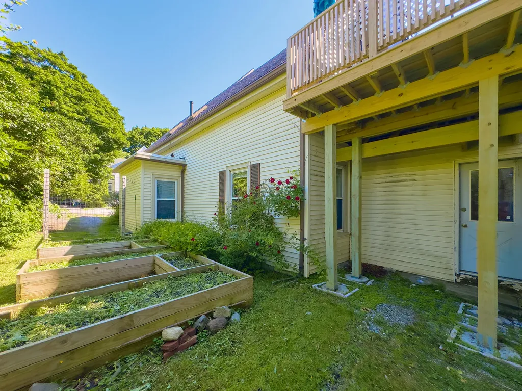84 Grace Street Rockland ME 04841