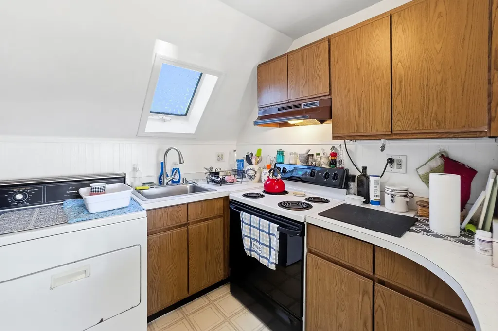 84 Grace Street Rockland ME 04841