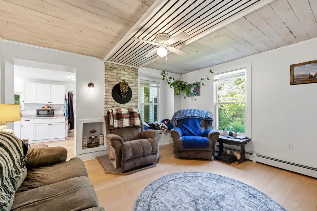 84 Grace Street Rockland ME 04841