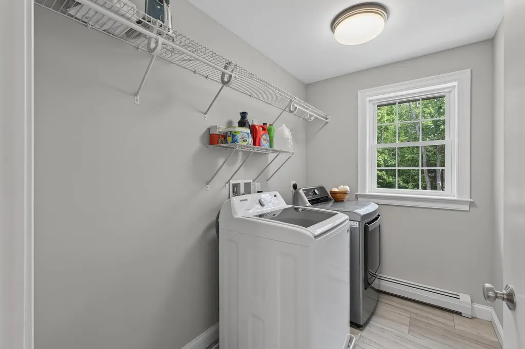 9 Whipple Lane Scarborough ME 04074