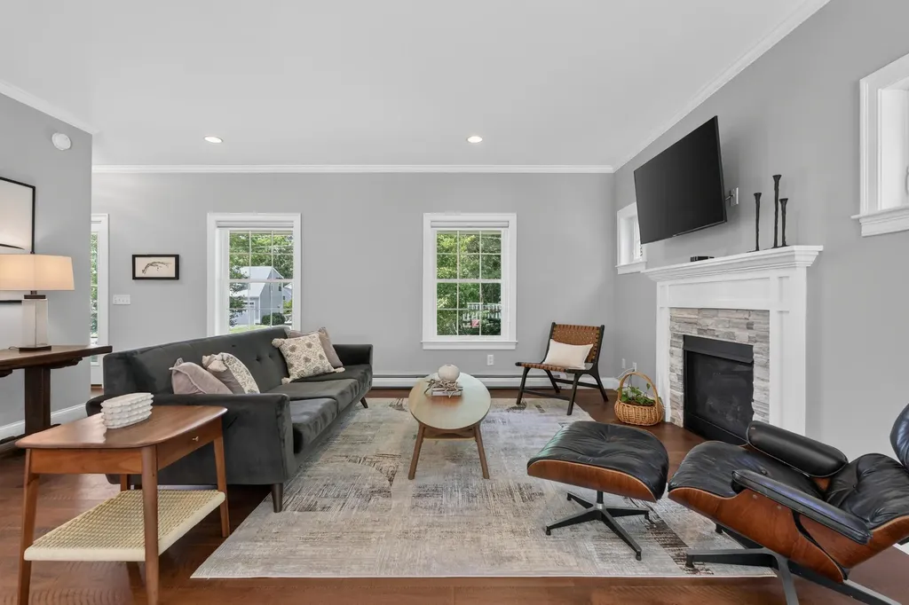 9 Whipple Lane Scarborough ME 04074