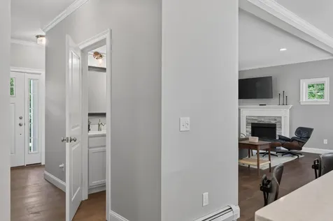 9 Whipple Lane Scarborough ME 04074
