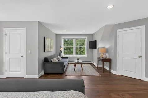 9 Whipple Lane Scarborough ME 04074