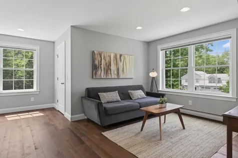 9 Whipple Lane Scarborough ME 04074