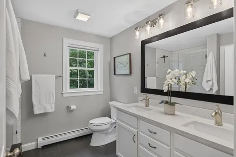 9 Whipple Lane Scarborough ME 04074